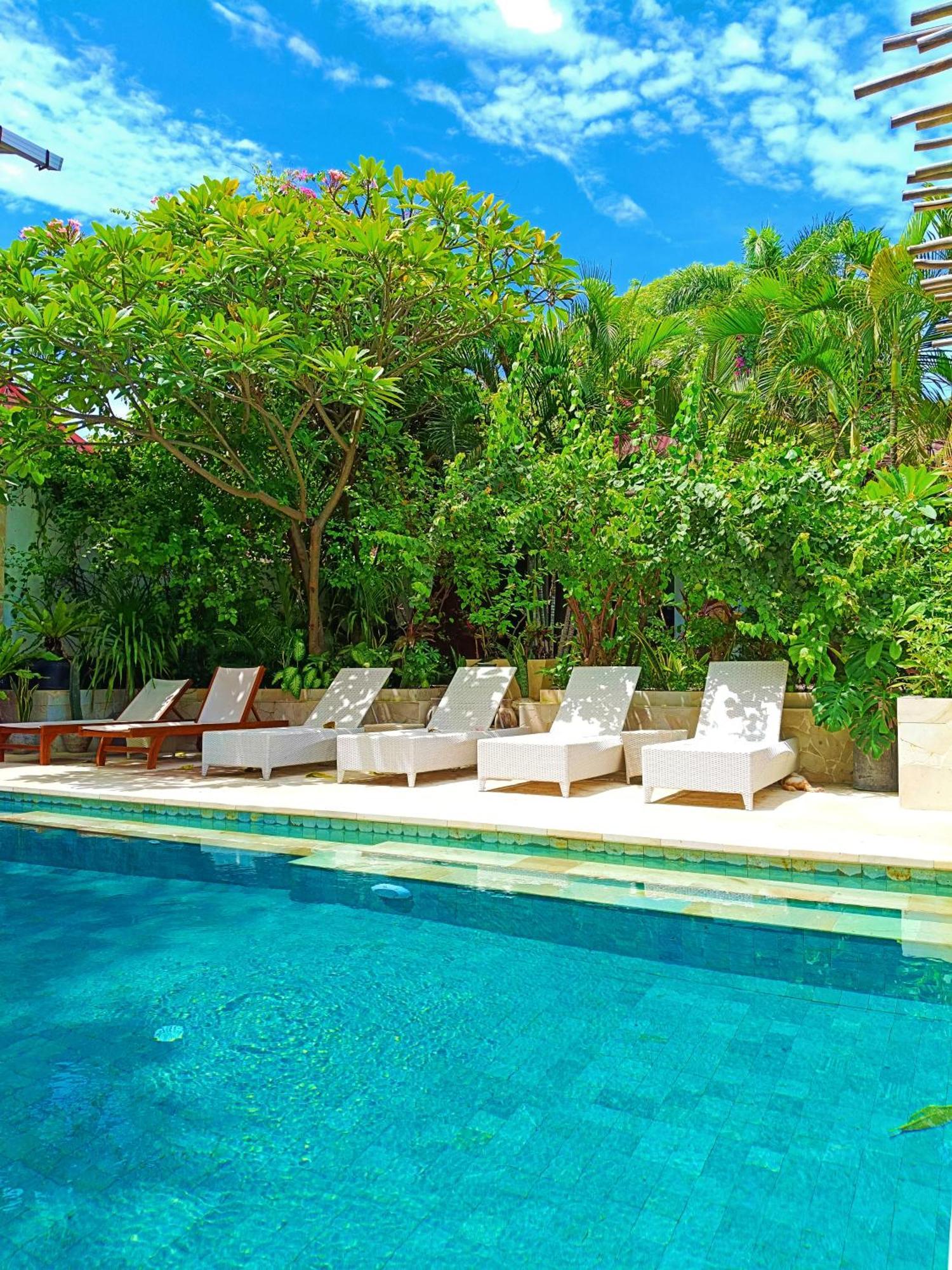 Bale Sampan Boutique Bungalows กีลีตราวางัน ภายนอก รูปภาพ