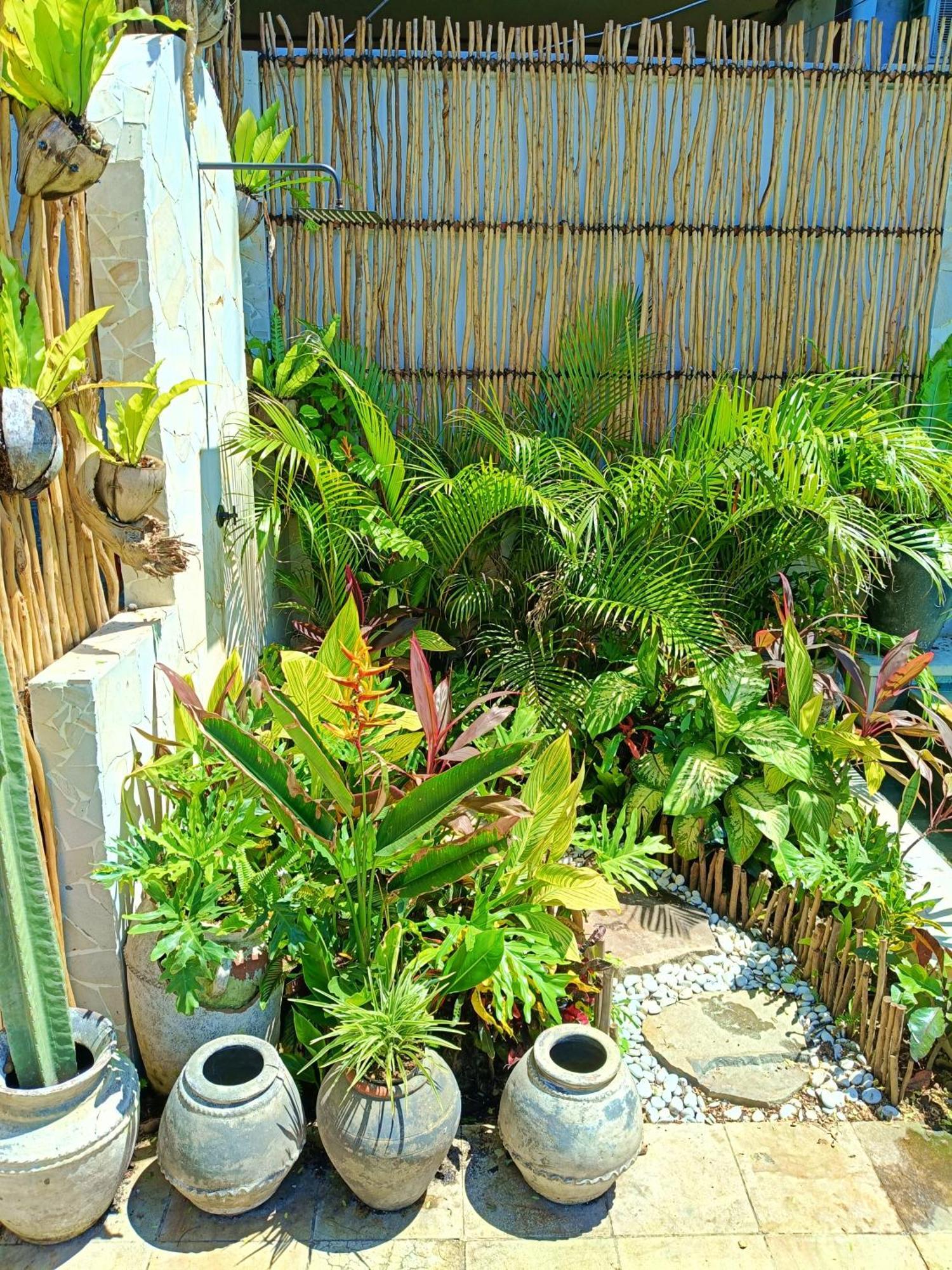 Bale Sampan Boutique Bungalows กีลีตราวางัน ภายนอก รูปภาพ
