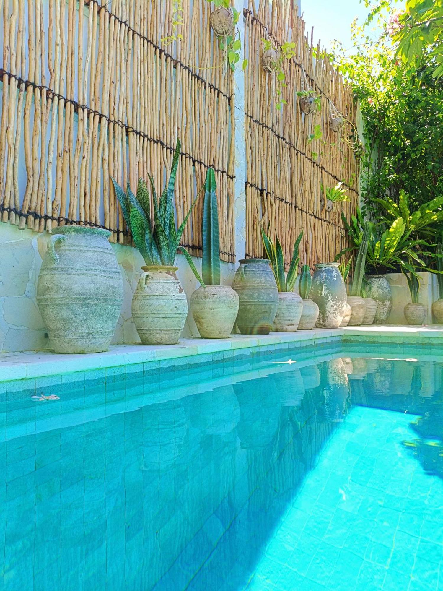 Bale Sampan Boutique Bungalows กีลีตราวางัน ภายนอก รูปภาพ